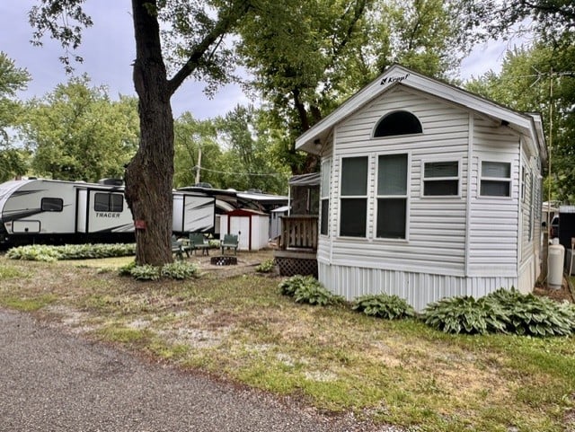 cabins in volo il